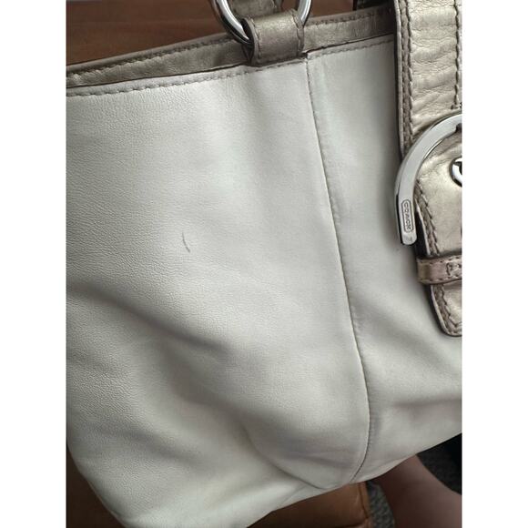 Coach Soho Cream Leather East West Tote Shoulder Bag Gold Trim - Picture 4 of 9